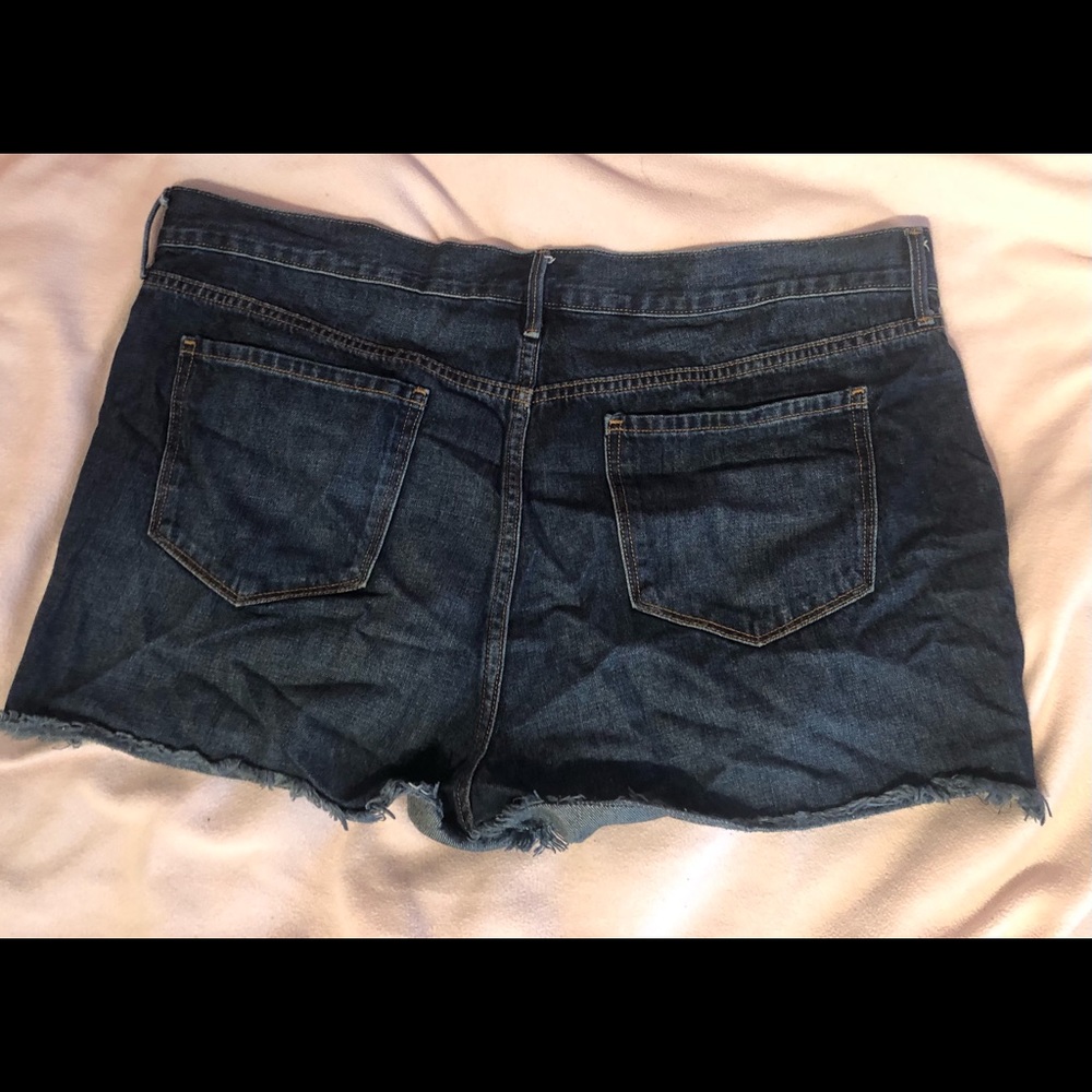 Denim shorts - Picture 2 of 3